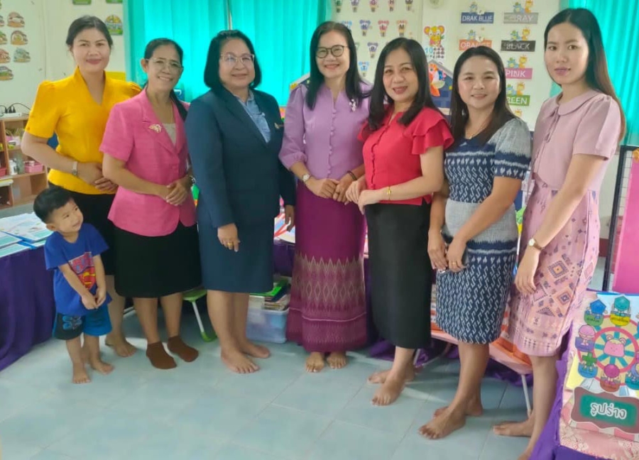 คณะกรรมการประเมินระบบประกันคุณภาพ เดินทางมาตรวจเยี่ยมให้กำลังใจ ให้คำแนะนำและแนะนำการปฏิบัติงาน ศูนย์พัฒนาเด็กเล็กองค์การบริหารส่วนตำบลสระสมิง