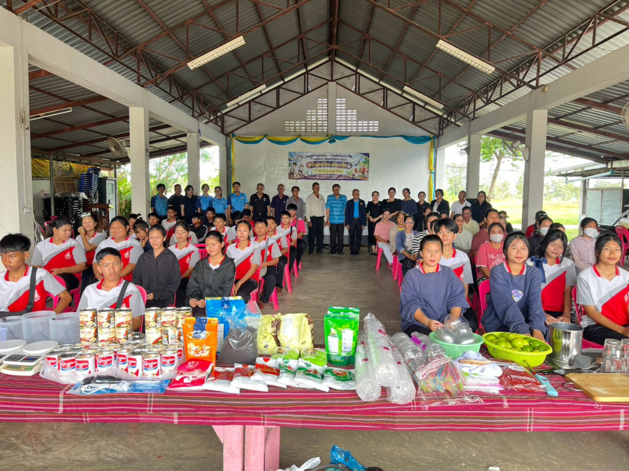 โครงการอบรมส่งเสริมสนับสนุนอาชีพให้กับประชาชนตำบลสระสมิง อำเภอวารินชำราบ  จังหวัดอุบลราชธานี